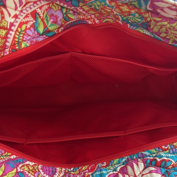 Vera Bradley travel bag - Picture 7 of 9